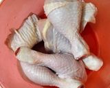 Foto langkah ke 1 dari resep Ayam Goreng Kremes.