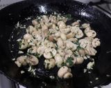 Foto del paso 2 de la receta: Risotto con champiñones