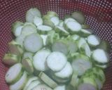 Foto langkah ke 1 dari resep Sayur Oyong Misoa Bakso.