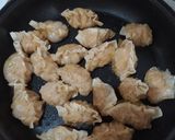 Foto langkah ke 5 dari resep Gyoza.