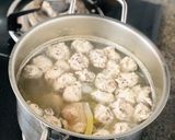 Hình bước làm 2 của món Mì Trứng Nấu Mọc