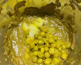 A picture of step 7 of Masala puri.