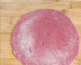 A picture of step 3 of Beetroot wheat tortilla wrap.