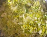 Foto del paso 2 de la receta: Quiche de pera y champiñones
