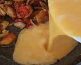 A picture of step 4 of Stir Fried Steamed Radish Cake.