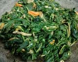 Foto langkah ke 4 dari resep Oseng daun singkong.