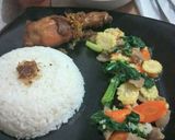 Foto langkah ke 3 dari resep Tumis Sayur Bakso_menu Anak👦👧.