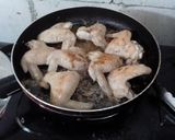 Foto langkah ke 6 dari resep Sayap Ayam Manis Hot.
