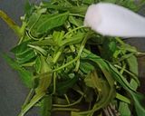 Foto langkah ke 3 dari resep Oseng Kangkung Sederhana fav kk.