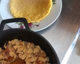 Foto del paso 8 de la receta: Arepas de harina pan amarilla con huevos perico