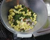 A picture of step 1 of Macroni pakora.