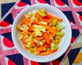 A picture of step 3 of Chhum han (steamed mix vegetables).