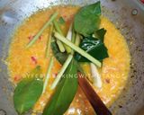 Foto langkah ke 4 dari resep Kerang Hijau Kuah Bumbu Kuning.