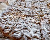 Foto del paso 10 de la receta Coca de hojaldre de crema de almendras y piñones (sin gluten)