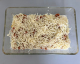 Foto del paso 6 de la receta: Patatas con queso gratinado y salchichas basadas en Foster’s Hollywood