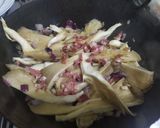 Foto del paso 2 de la receta: Setas con jamón y coco