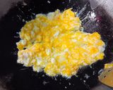 Foto langkah ke 2 dari resep Nasi Goreng Nanas.