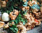 Foto langkah ke 5 dari resep Oncom telor puyuh pedas.