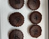A picture of step 6 of Chocolate Cup cakes 🧁.