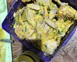 Foto langkah ke 2 dari resep Ayam Goreng Daun Jeruk.