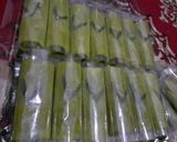 Foto langkah ke 6 dari resep Dadar Gulung (green pancake roll stuff with grated coconut) 😅.