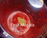 A picture of step 5 of Strawberry Anar Mocktail.
