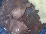 Pollo al vino tinto. Fácil