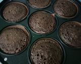 Foto langkah ke 5 dari resep Martabak Mini Pandan Tanpa Ragi.