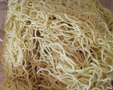 Foto langkah ke 2 dari resep Mie Titi Makassar.