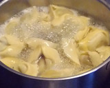 Foto del paso 3 de la receta: Pasta rellena con salsa de espinacas