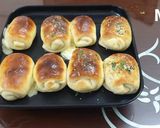 A picture of step 4 of Stuff Dinner Rolls.