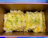 Hình bước làm 4 của món Bánh mì bơ tỏi phô mai mozzarella