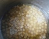 A picture of step 1 of Sizzler chessy saucey chana kabab.