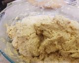 A picture of step 6 of Chapati type 2.