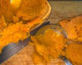 Foto del paso 3 de la receta: Sopa mestiza de calabaza para día de muertos