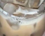 Foto langkah ke 5 dari resep Es kopi susu / vanilla latte.