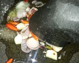 Foto langkah ke 5 dari resep Bakso penyet sambal bawang.
