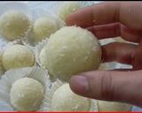A picture of step 3 of Coconut laddoo.