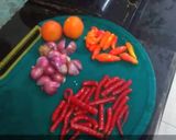 Foto langkah ke 1 dari resep Sambal tomat lalapan.