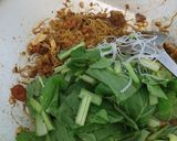 Foto langkah ke 7 dari resep Bihun Goreng Kecap.