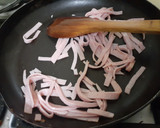 Foto del paso 1 de la receta: Huevos revueltos con jamón y queso