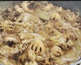 Foto del paso 5 de la receta: Pulpitos encebollados