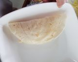 รูปขั้นตอนการทำที่ 7 ของ ตอร์ติญ่า ไส้ไข่คนแฮมชีส