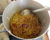 A picture of step 2 of Arabian spag.
