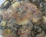 Foto del paso 4 de la receta: Muslos de pollo rehogado en cerveza al verdeo con Roquefort