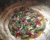 A picture of step 5 of Tomato and onion chutney.
