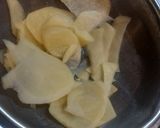 Foto langkah ke 1 dari resep Kentang kriuk asam manis.