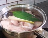 Foto langkah ke 1 dari resep Cireng Isi Ayam Suwir Pedas.