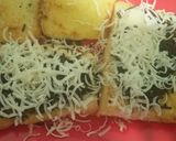 Foto langkah ke 4 dari resep Roti bakar 88 KW.