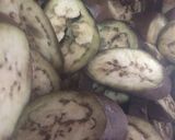 Foto langkah ke 1 dari resep Tumis terong bawang merah.